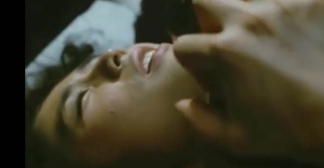 【藤谷美和子】映画「海燕ジョーの奇跡」より乳首を晒して時任三郎と激しいSEXをするシーン