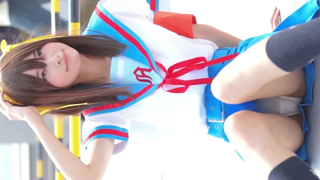 【パンチラ盗撮】超絶可愛いコスプレアイドル撮影会で丸見えだったので正面からパンティ激撮！